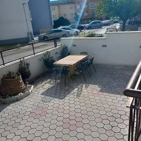 Dora-100m From The Apartment *