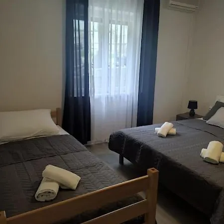 Dora-100m From The *