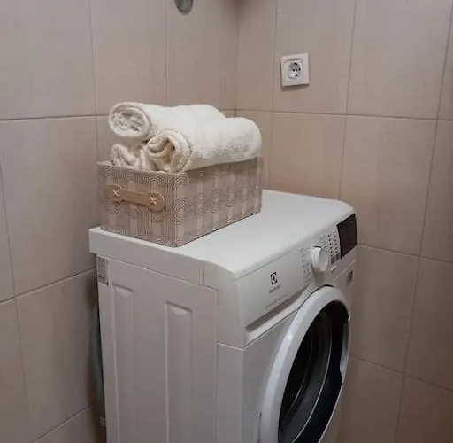 Apartment Dora-100m From The